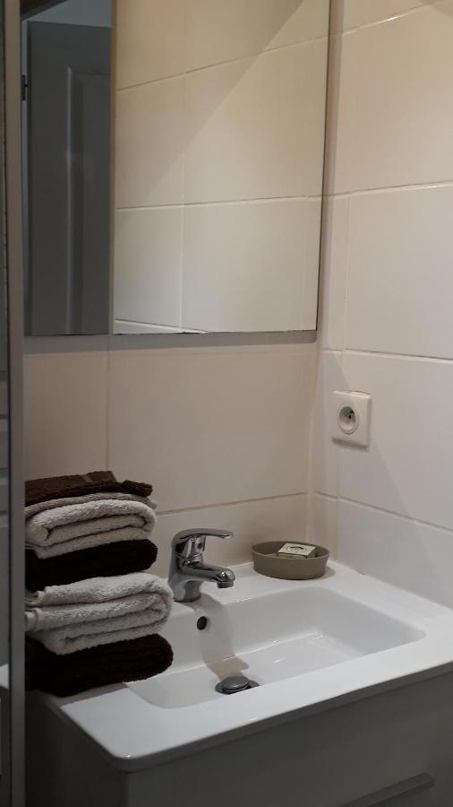 Maison 2 Ou 4 Personnes Jardin Parking Les Amandiers Лорґ Екстер'єр фото